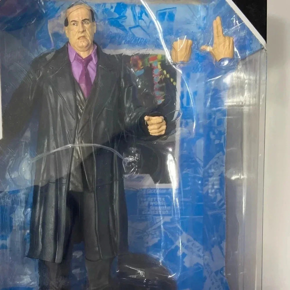 DC Multiverse - The Batman x McFarlane - The Penguin 7” Figure - BNIB 🐧 - Picture 2 of 11